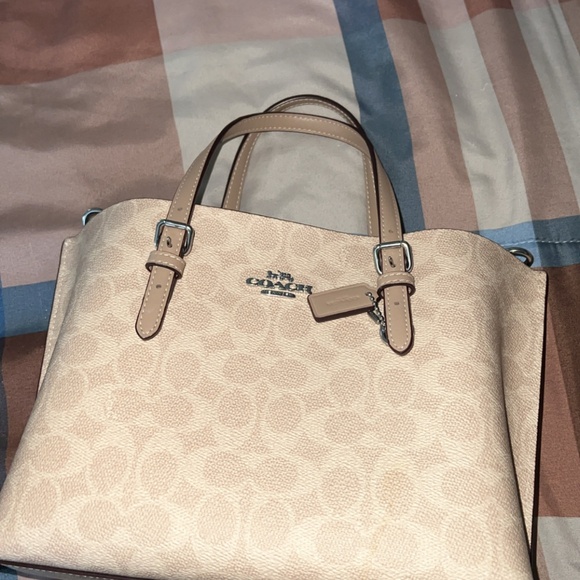 Mollie Tote Bag 25 In Signature Canvas - Picture 4 of 6